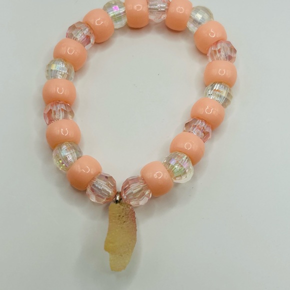 🍑Peach Candy Beaded Bracelet🍑 - Picture 4 of 6